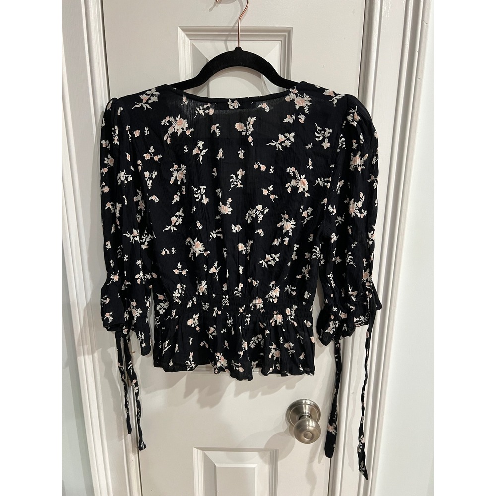 Abercrombie & Fitch Black Floral Button Front Tie Sleeve Blouse 140-412-0116-906
